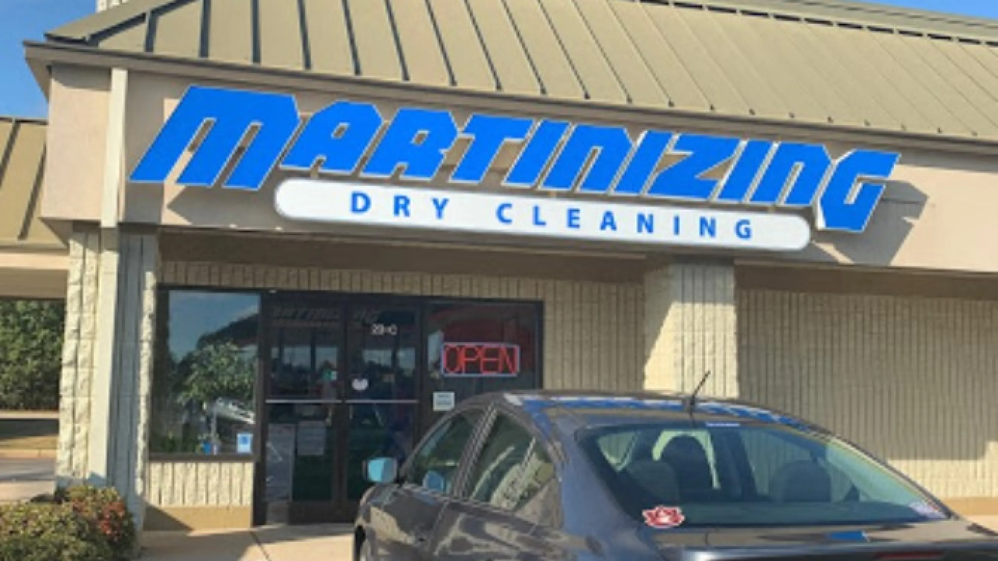 Madison, AL Professional Dry Cleaning Martinizing Cleaners