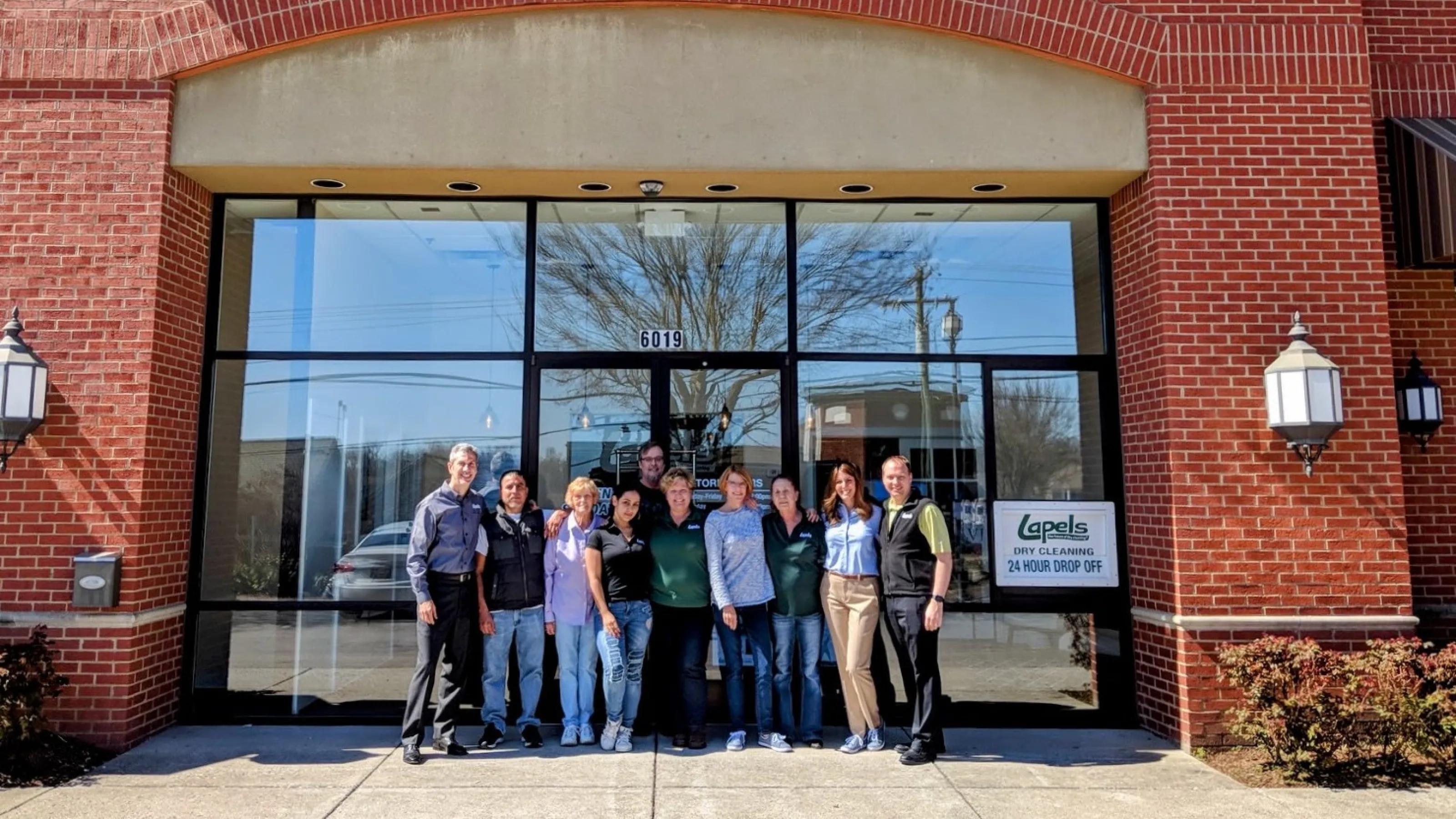 Nashville, TN Lapels Dry Cleaning Dry Cleaners in Nashville Pickup