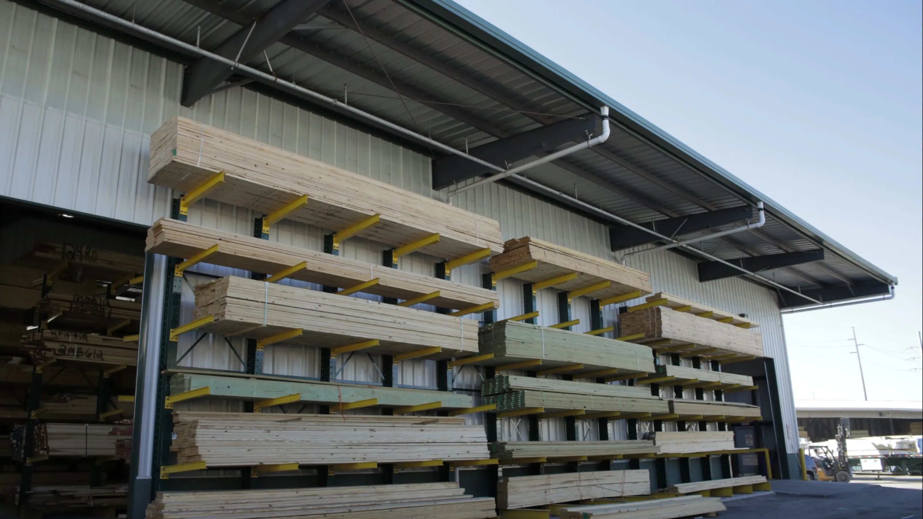 Structural Steel I-beam Cantilever Racks | CT Darnell