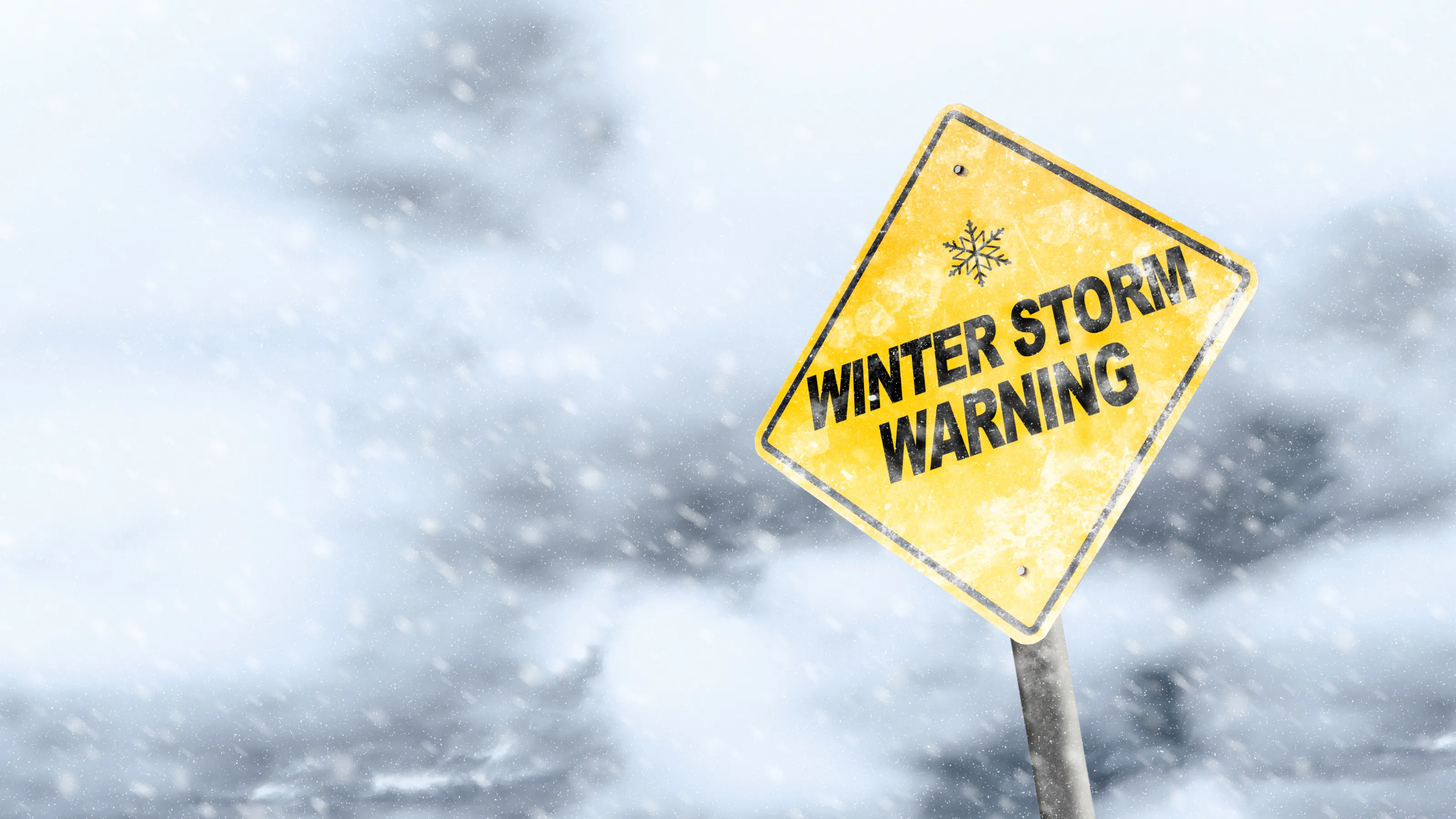 How to Stay Warm and Safe During a Winter Power Outage | Dayco Systems
