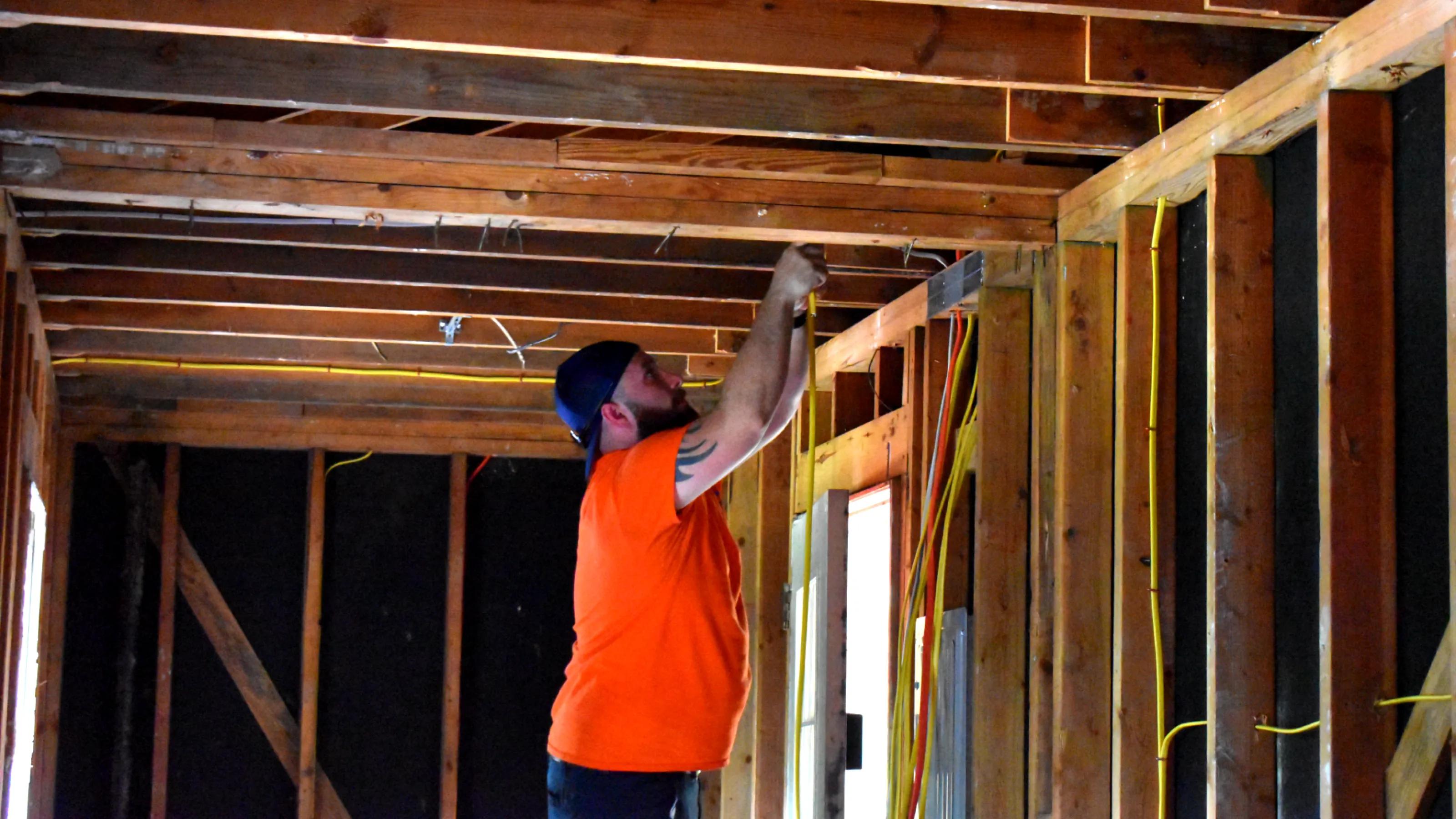 Troubleshooting an Outlet Not Putting Out Full Power | Estes Services