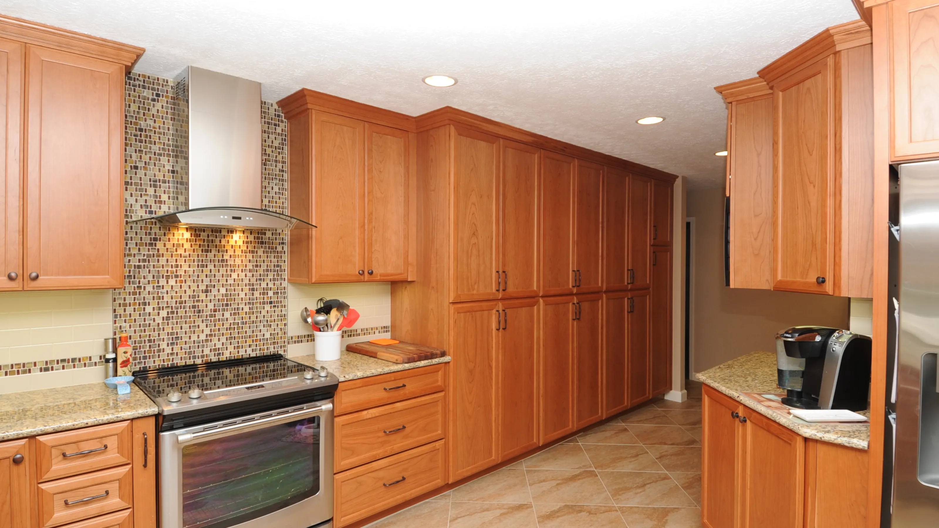 Complete Working Kitchen In 5 Days Frugal Kitchens Cabinets   Frugalkitchenscom 331053552.JPG