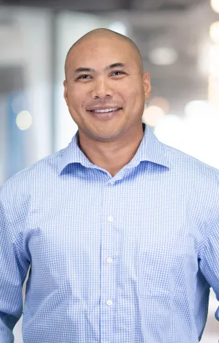 Jonathan Alexander headshot