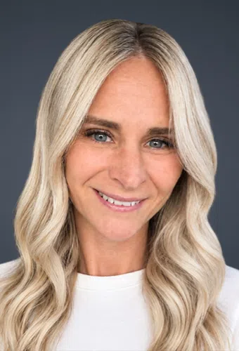 Headshot for Tobi Hedrick