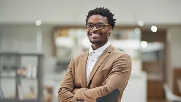 a man wearing glasses