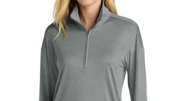 woman wearing activewear