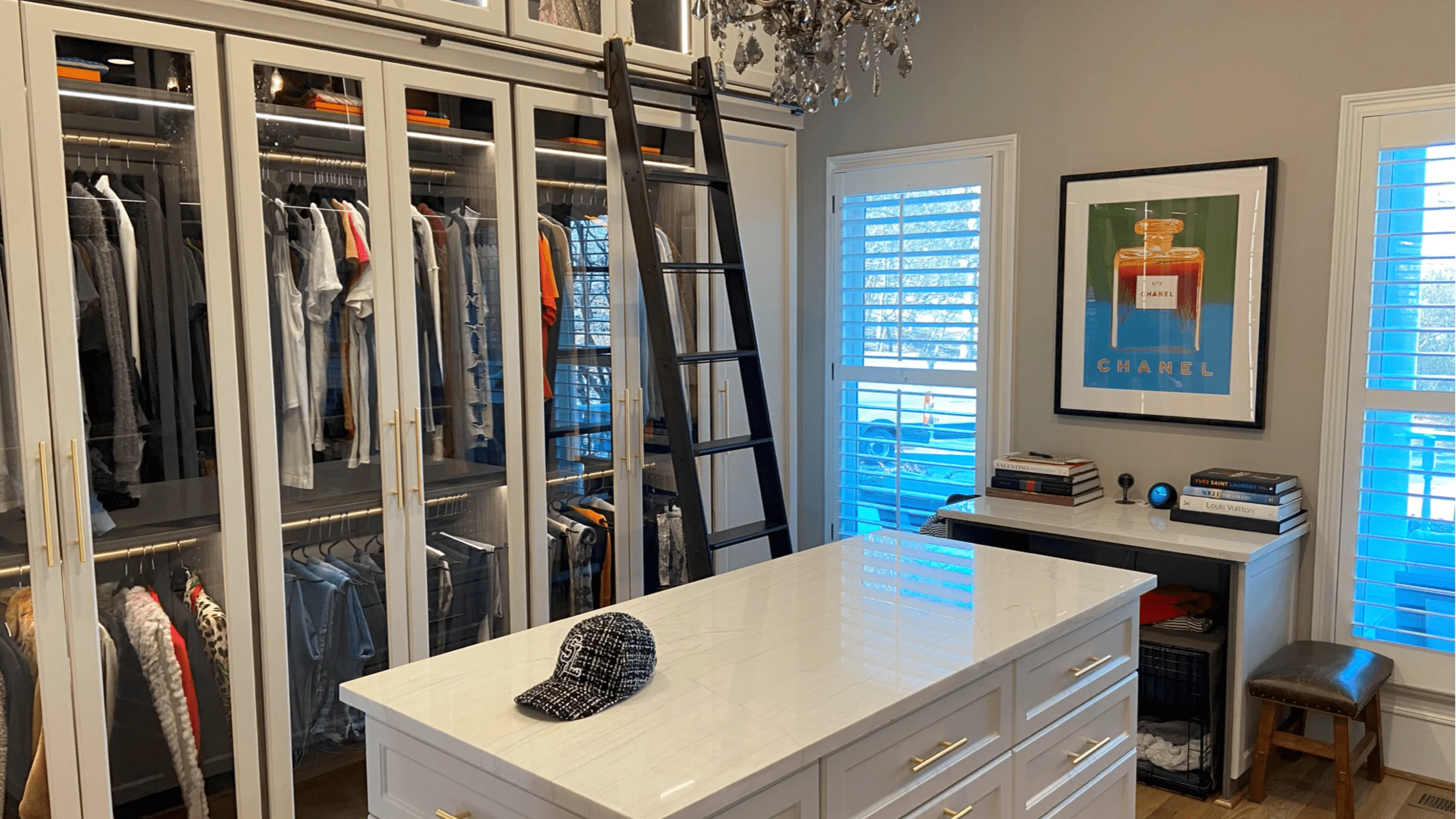 What Design Options Are Available for a Closet? | Artisan Custom Closets