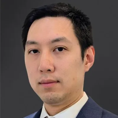 a man in a suit and tie