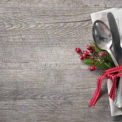 How Holiday Dining Incentives Can Drive Business