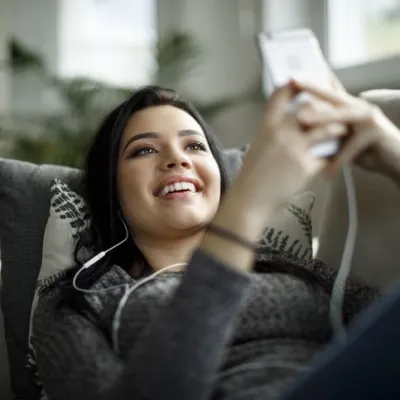 How to Monetize TV-Watchers' Smartphone Habits