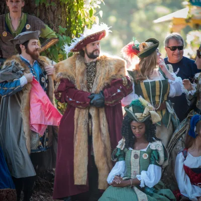 Meet the Frenglish Court!