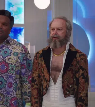 Hot Tub Time Machine 2