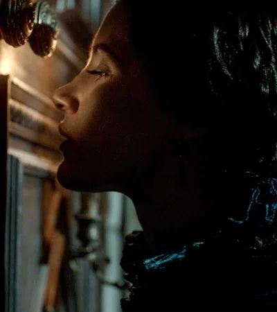 Dueling Critics: Crimson Peak