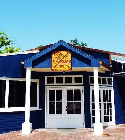 Blue Oak BBQ Dishes Up Authentic BBQ for New Orleans