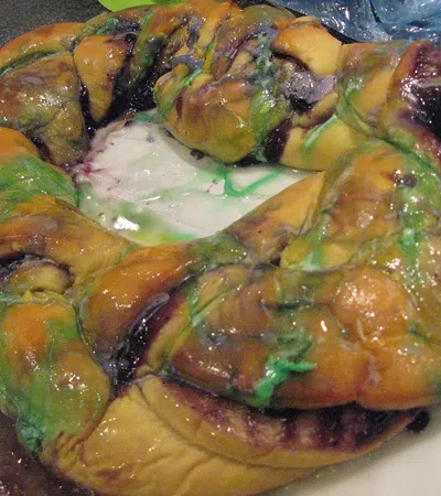 Po-Boy Views: The $25,000 Cake or Mardi Gras Madman