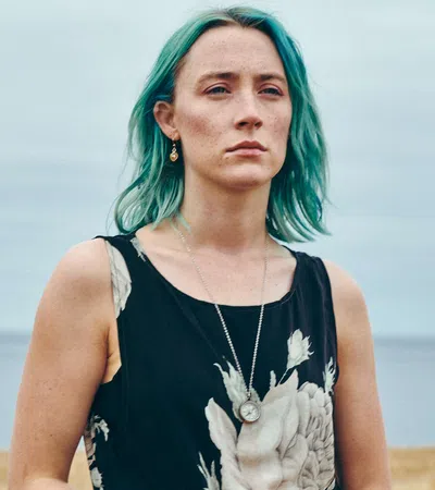 Saoirse Ronan with green hair
