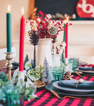 Decking the Halls: Easy Decorating Tips to Bring the Holiday Spirit Home