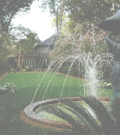 a statue in a garden