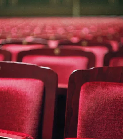 a row of red chairs