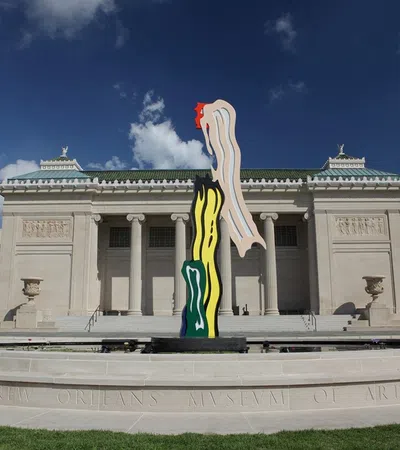 New Orleans Museum of Art with a large statue in front of it
