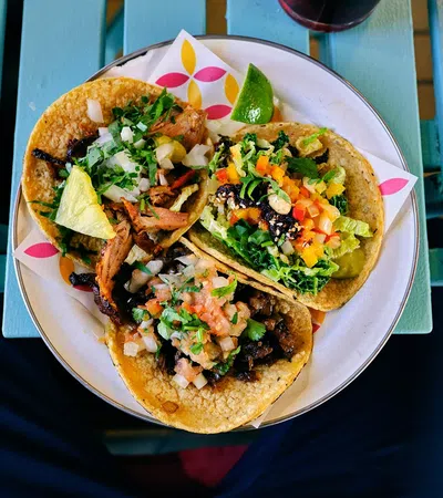 a plate of tacos
