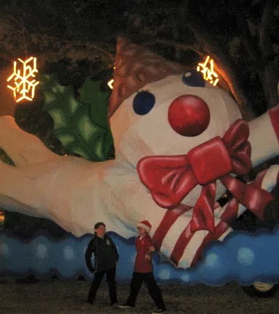 Jingle, Jangle, Jingle, Here Comes Mr. Bingle