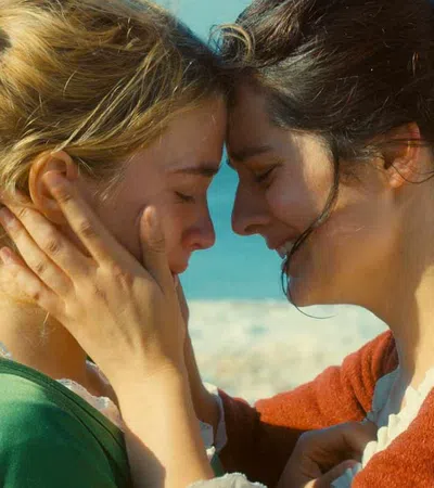 Movie Review: <em>Portrait of a Lady on Fire</em>