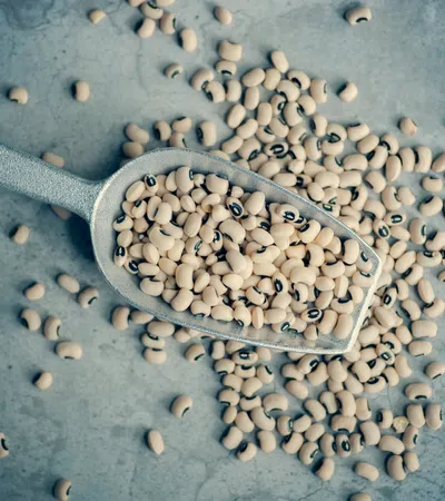 Good Luck in the New Year: Why Do We Eat Black-Eyed Peas on New Year?s Day?