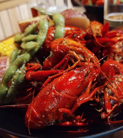 Viet-Cajun Delights Await You at Bywater Brew Pub