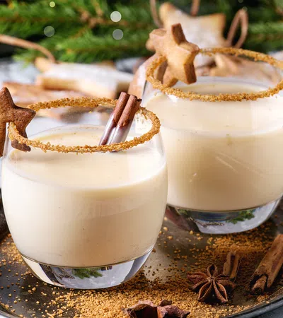 Cream of the Crop: The Best Creamy Cocktails for the Holidays