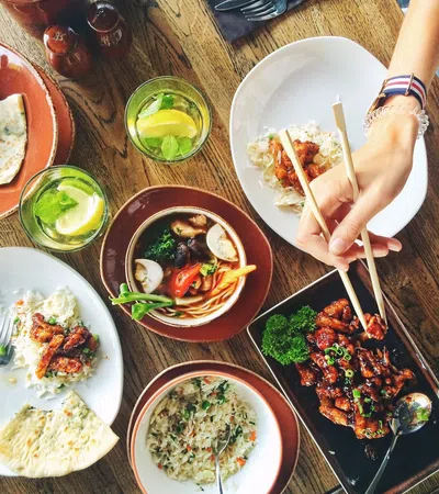 From Latkes to Lo Mein: The American Jewish Tradition of Eating Chinese Food on Christmas Day
