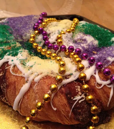 A Slice of New Orleans: King Cake by the Slice Around the City