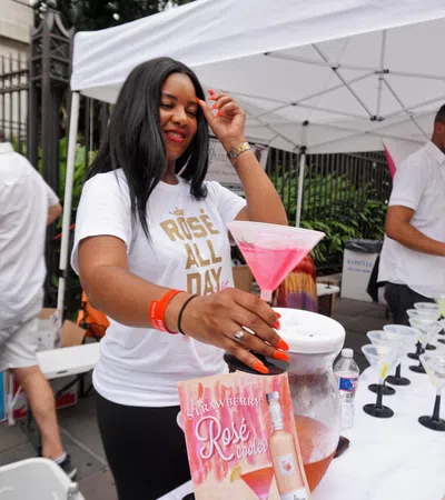 What A White Linen Night
