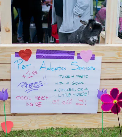 Pet Fest Urges Companion Seekers to #AdoptDontShop