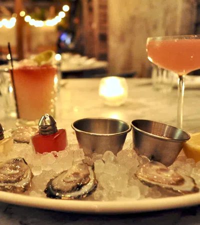 Holiday Dining Guide 2017