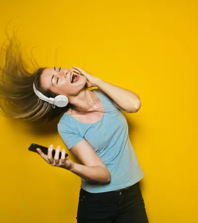 Seven Reasons Why You Should Learn How to Sing This Summer