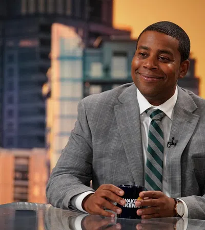 Kenan Thompson On <em> Kenan </em> & Representation of Black Father Figures