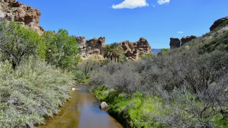 a river running through a canyon