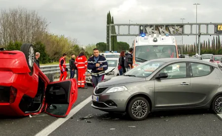 Image for Ways To Avoid Accidents During Your Commute