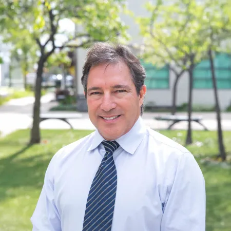 Dr. Jonathan Gordon
