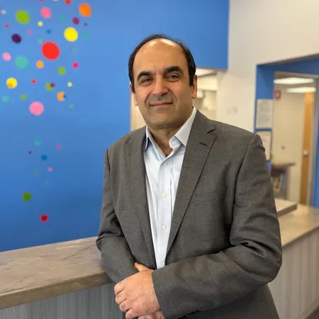 Dr. Hassan Moeinzad