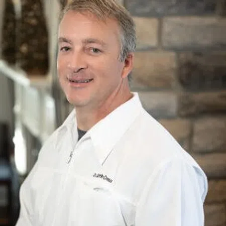 Griffin Cross, DDS