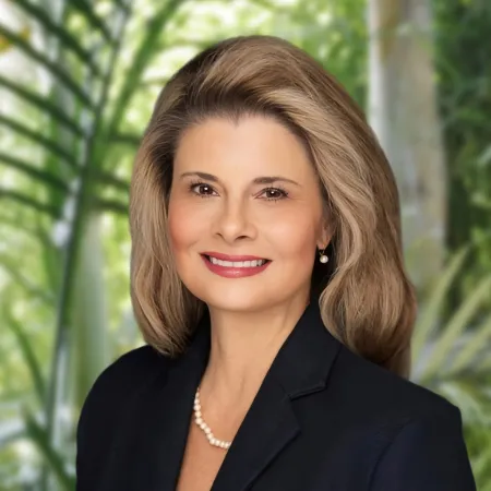 Lisa McCoy, MSN, RN, NEA-BC, ACHE, CHPN