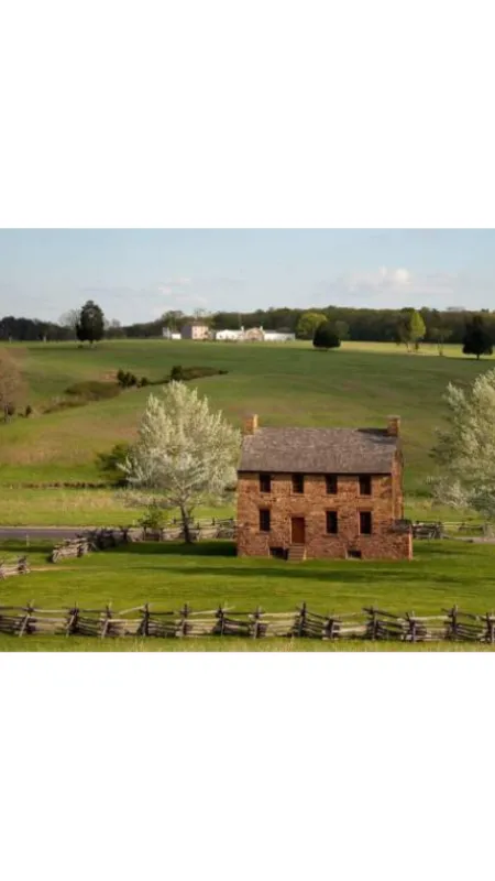 a small building in a field