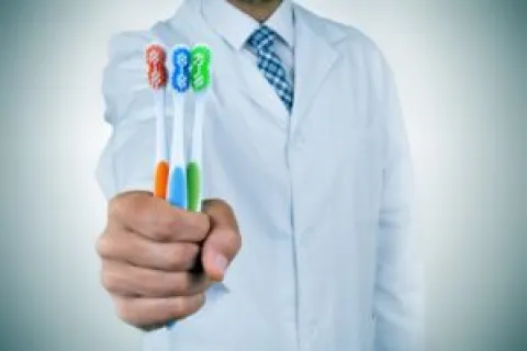 HOW YOU CAN PREVENT TOOTH LOSS