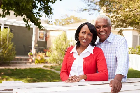 Choose Mini Dental Implants for Tooth Replacement
