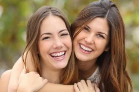 A BETTER SMILE WITH VENEERS
