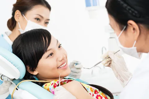 Bonding, Veneer, or Crown: What’s Best for a Chipped Tooth?