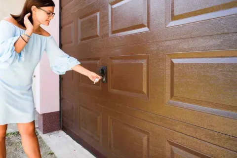 How To Open Your Garage Door Manually When the Power's Out