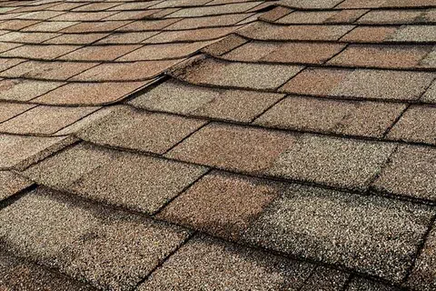 Is a Sagging Roof an Emergency?